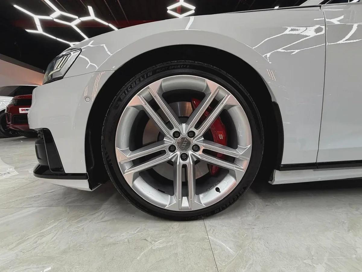 Night Package • 563 BHP • Warranty Available • Huge Option • FSH-6-6