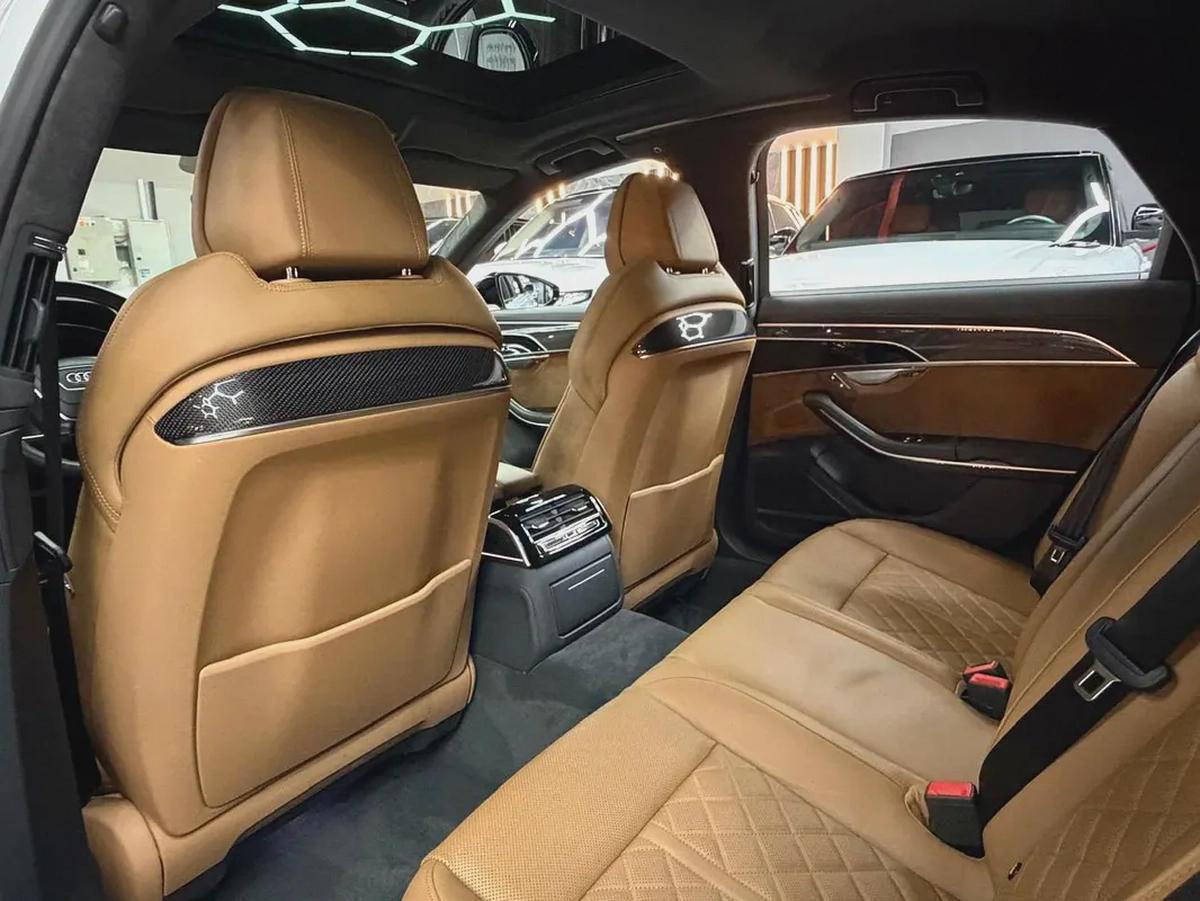 Night Package • 563 BHP • Warranty Available • Huge Option • FSH-18-18