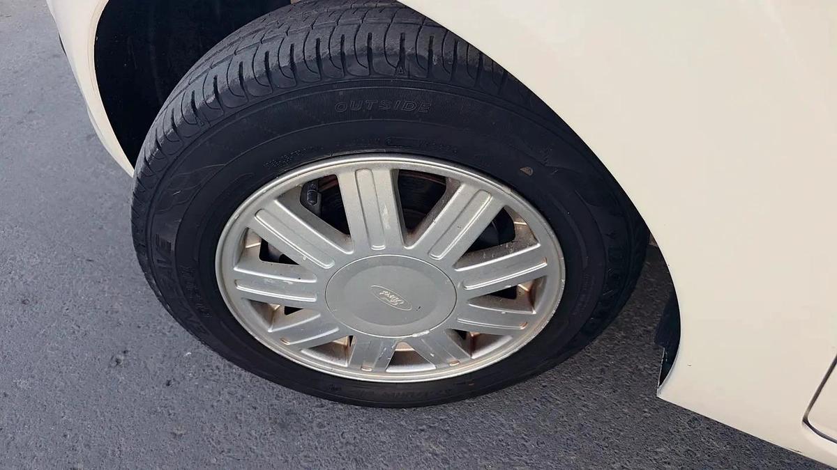Ford Figo Titanium 2012 - GCC Specs - Well Maintained-12-12