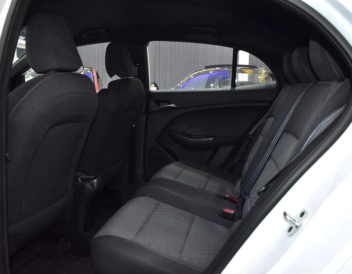 MG 3 ( 2026 Model ) in White Color GCC Specs-14-14