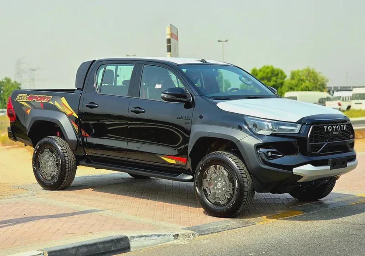 Toyota Hilux GR Sport-5-5