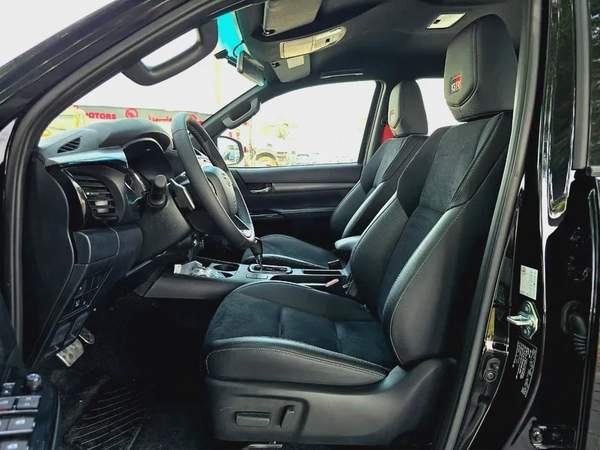 Toyota Hilux GR Sport