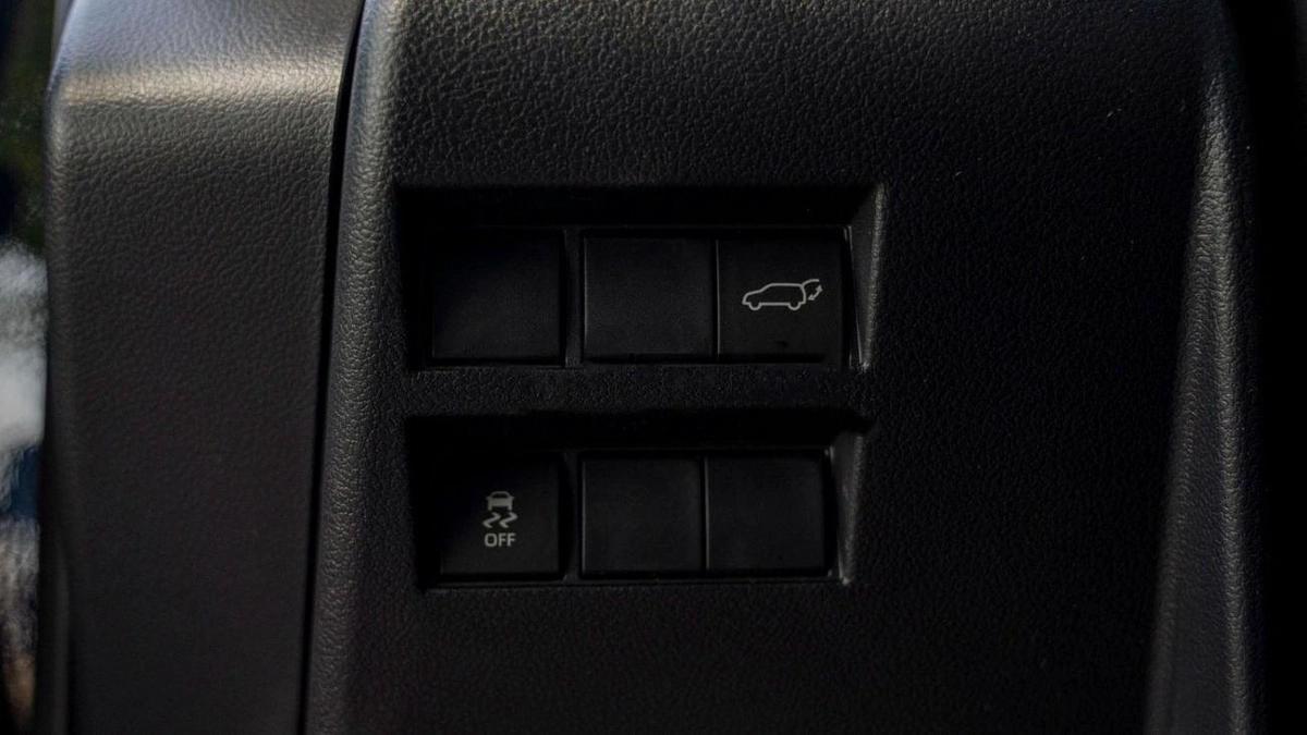 Toyota Land Cruiser LC VX 3.3D\(LHD) TOYOTA LAND CRUISER LC300 VX 3.3D AT MY2025 – BLACK-24-24