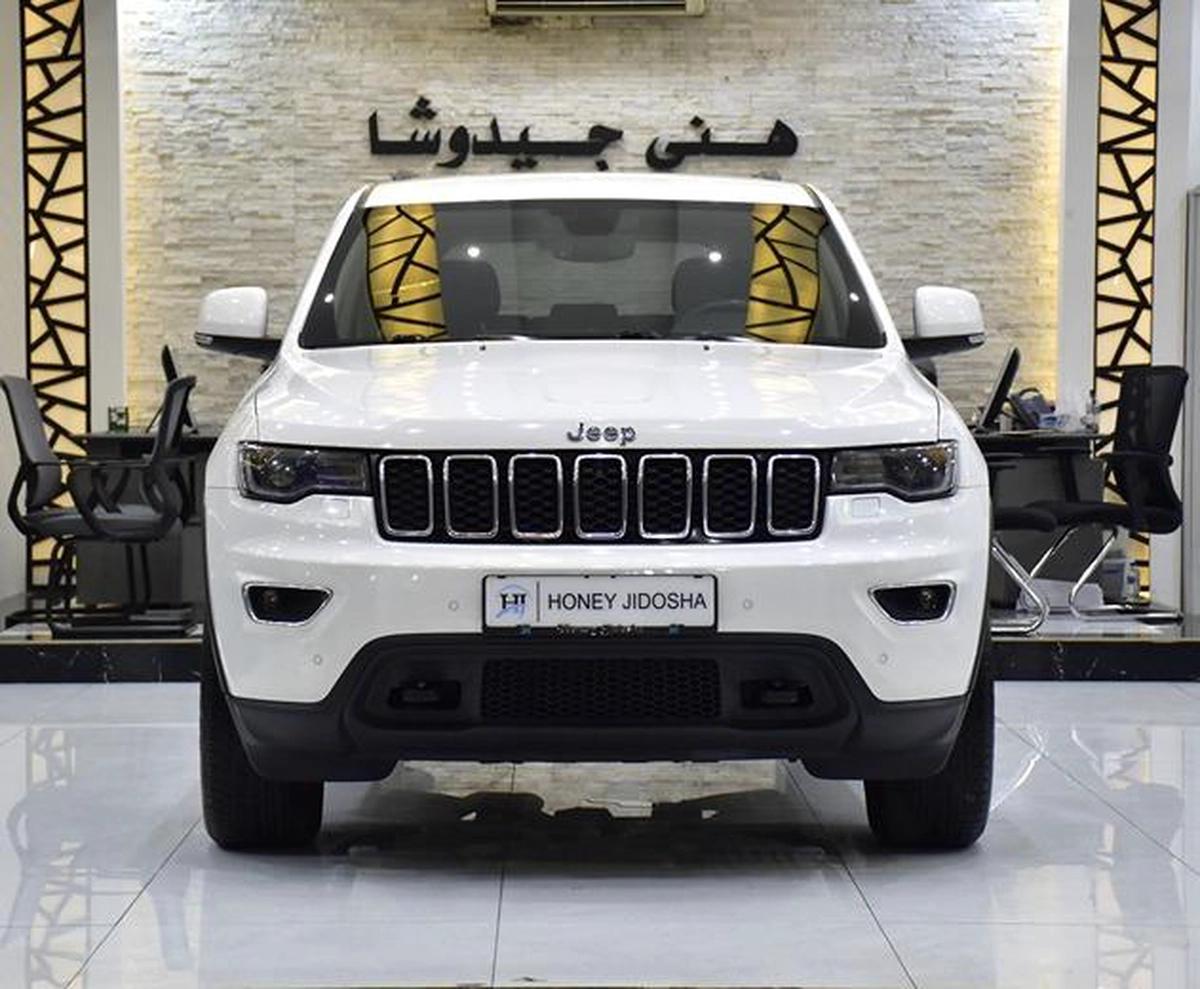 Jeep Grand Cherokee Laredo ( 2020 Model ) in White Color GCC Specs-13-13