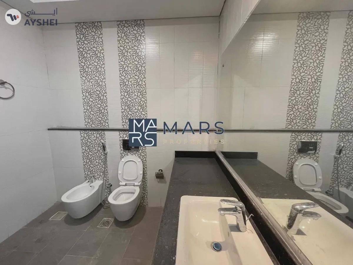 🏡 Modern 4-Bedroom Villa with American Kitchen | Prime Location in Al Tai, Sharjah-7-7