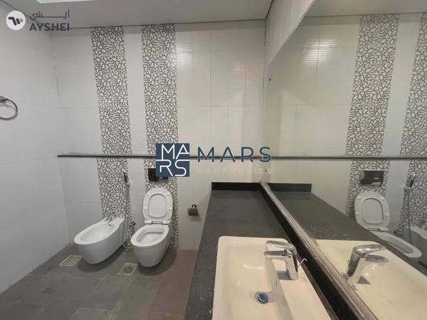 🏡 Modern 4-Bedroom Villa with American Kitchen | Prime Location in Al Tai, Sharjah