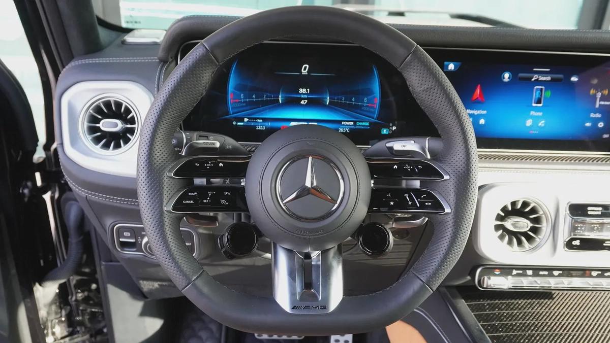 2025 Mercedes-Benz G700 Brabus | Original | Brand New 0km | Coming with a Brabus Bike-12-12