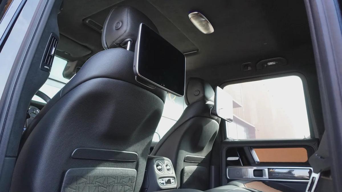 2025 Mercedes-Benz G700 Brabus | Original | Brand New 0km | Coming with a Brabus Bike-15-15