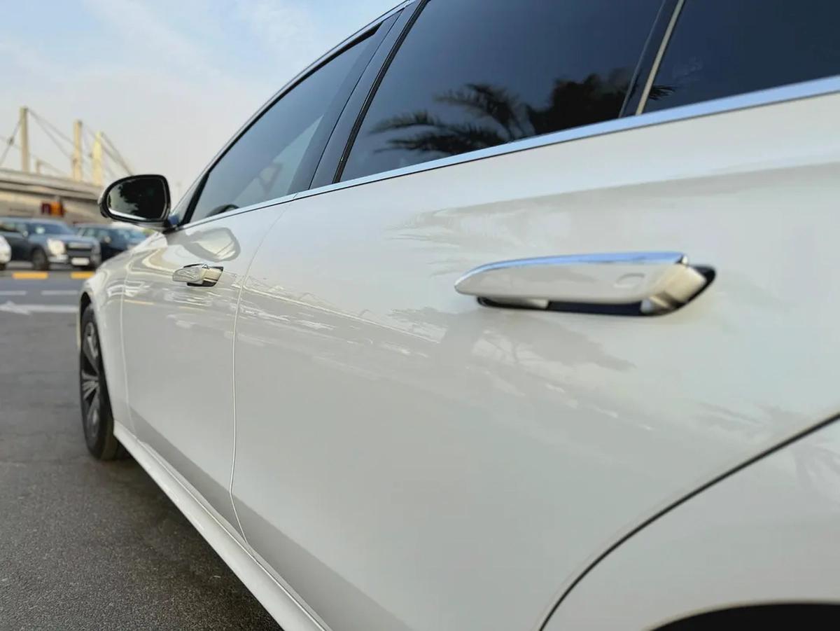 2,726 AED Monthly II Mercedes E200 II 0% Down Payment II Still Under Warranty to 2027-19-19