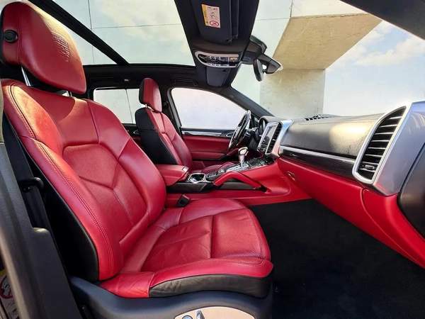 AED 3,200 P.M | 0% DOWN PAYMENT | PORSCHE CAYENNE S 3.6L V6 â 420 BHP | 2017 | GCC SPECS