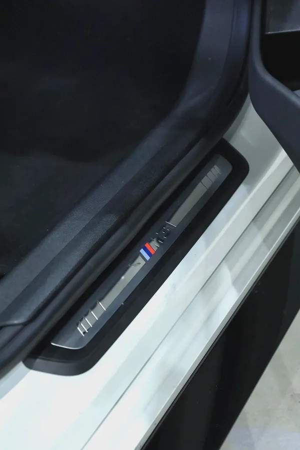 BMW M3 Competition xDrive (Individual Edition) 2024 - GCC/Other Specs