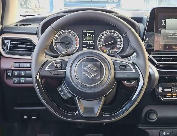 Suzuki Fronx GLX / EURO 5 HYBRID / 1.5L V4 / HEADUP DISPLAY / 360* CAMERAS / " 9" DISPLAY AUDIO (CODE # FRHGLX)