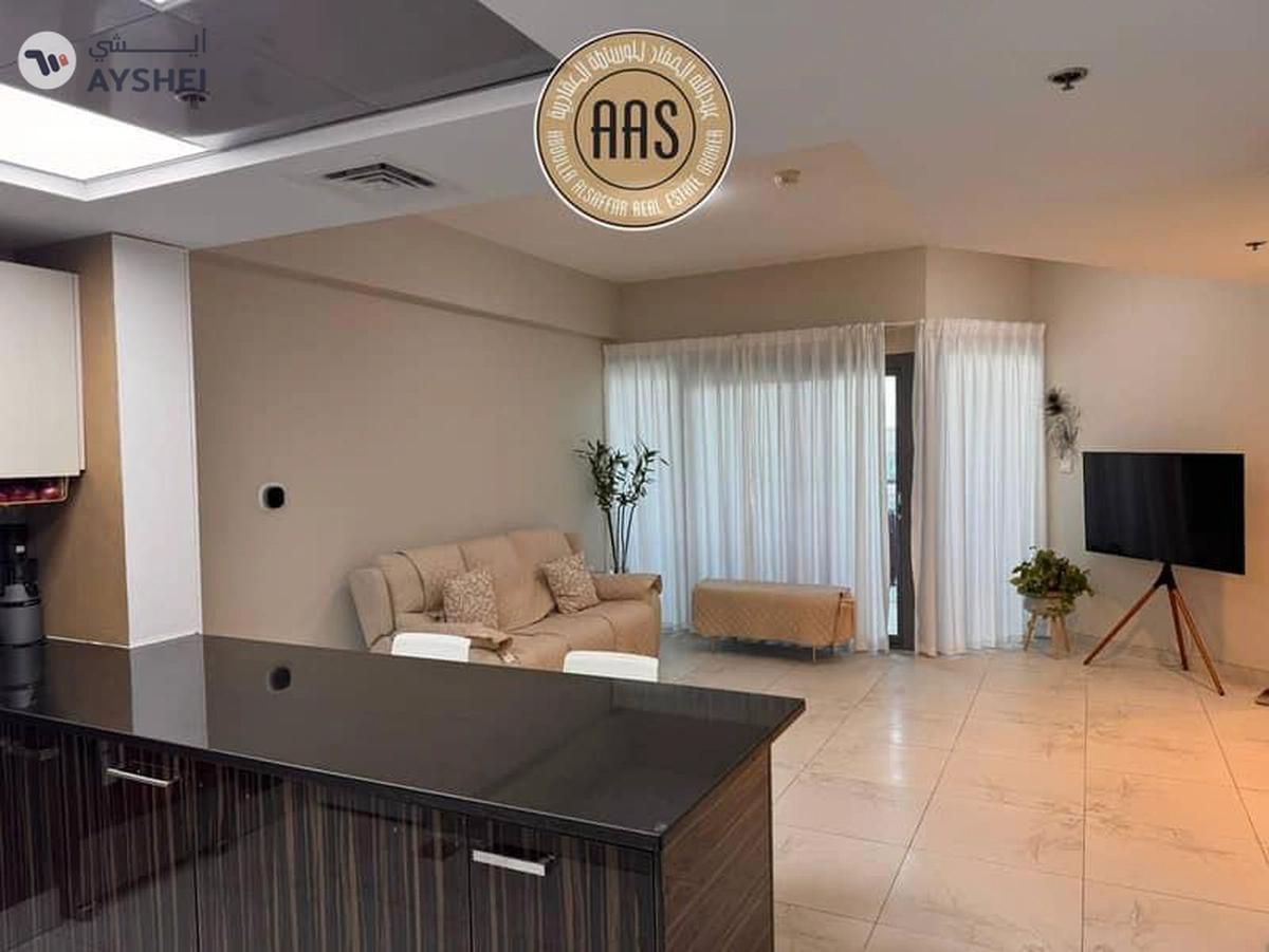Fully Furnished ! Big Unit ! Spacious Apartment ! With All Aminities ! Ready to Move-12-12