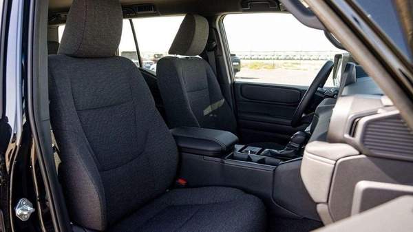 Toyota Prado (LHD) TOYOTA PRADO 250 WX+ LUXURY 2.8D AT MY2025 – GREY
