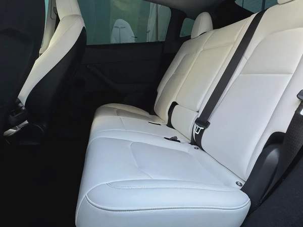 Tesla Model Y Performance 2024 GCC Original Paint