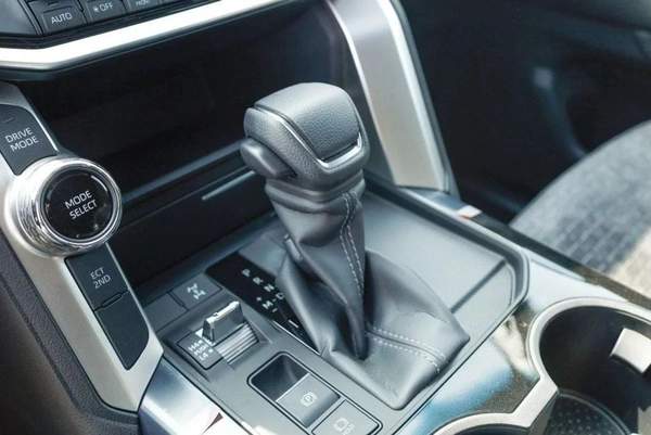 Toyota Land Cruiser GXR 3.3L DIESEL