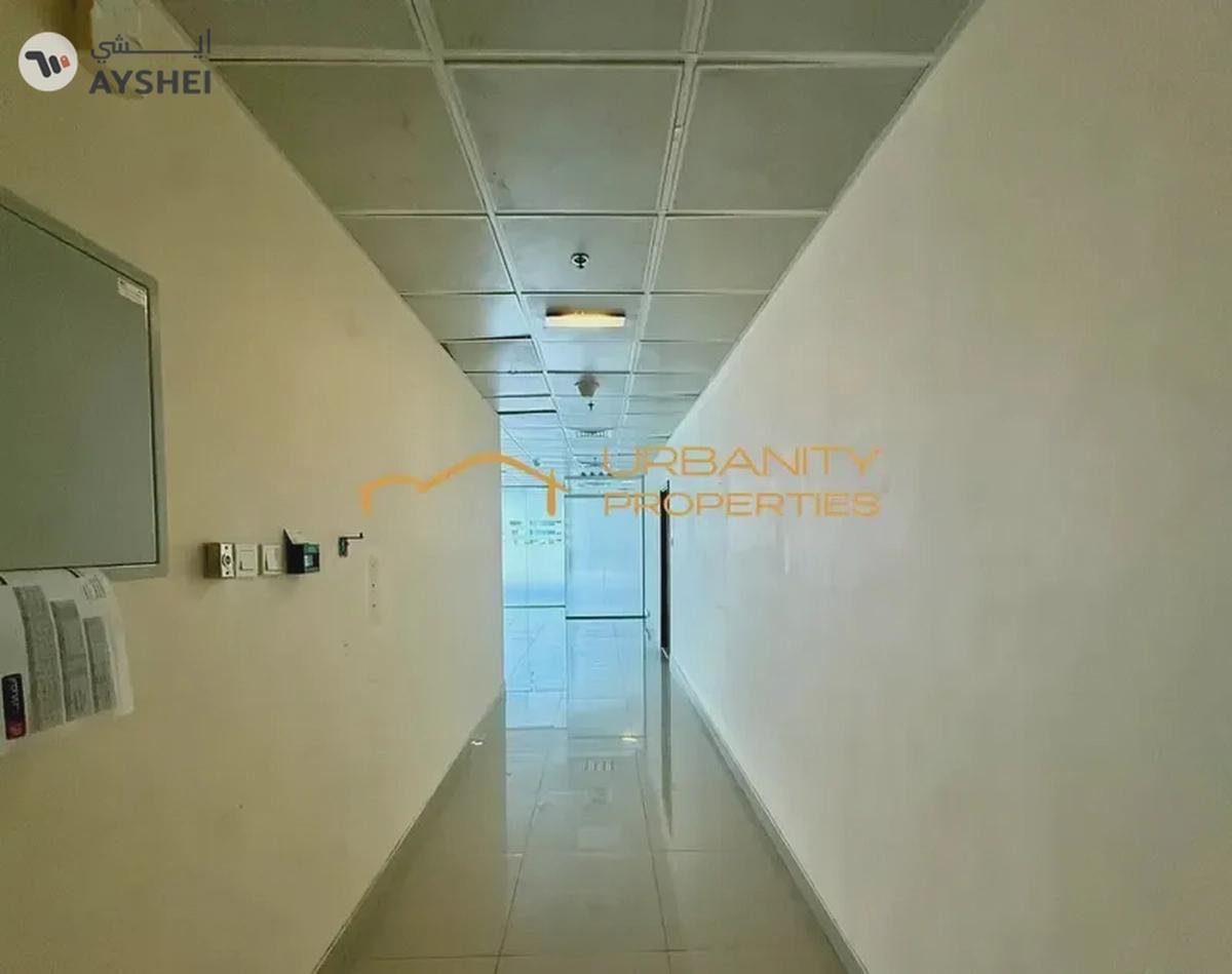 Bright unit | 3 parkings | High Floor | Spacious | Near Metro | Pantry/Washroom-1-1