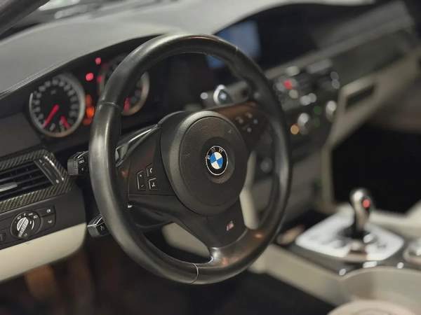 BMW M5 2008 (E60) – V10 Performance Icon