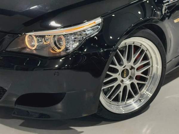 BMW M5 2008 (E60) – V10 Performance Icon