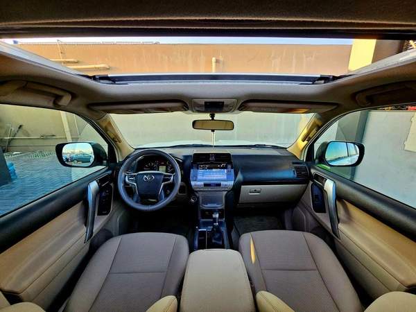 Toyota Prado GXR/ SUNROOF LEATHER/ V6 4.0L 4WD/ LOW MILEAGE