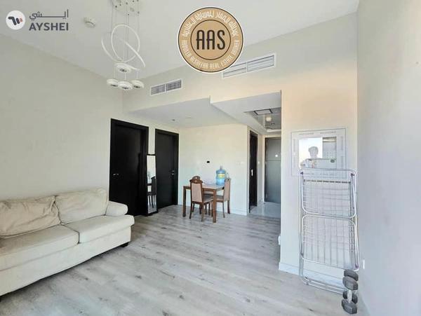 Spacious Apartment ! Semi Furnished ! Pool Facing ! With All Aminities ! Ready to Move