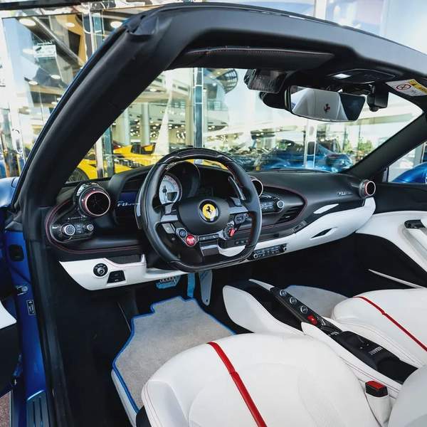 2023 FERRARI F8 SPIDER DONE ONLY 1800KM