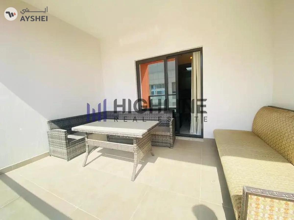 Spacious Layout | Fully Furnished | Tenanted-10-10