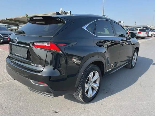 LEXUS NX300h