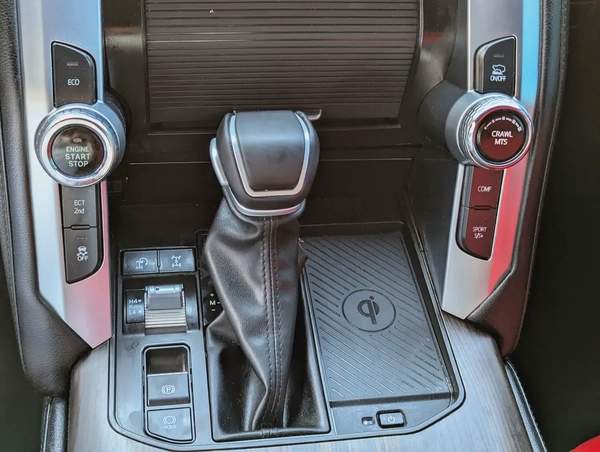 Toyota Land Cruiser GXR 2015 Facelifted 2026 With Interior and Exterior - GCC Specs -