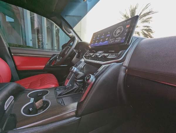 Toyota Land Cruiser GXR 2015 Facelifted 2026 With Interior and Exterior - GCC Specs -