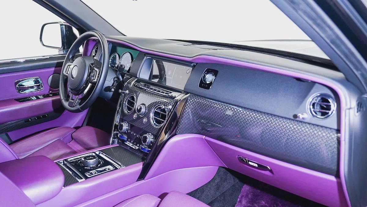 Special Offer | AED 18,393 PM | Warranty - Service June 2026 | GCC | 2022 Rolls-Royce Cullinan - Bla-5-5