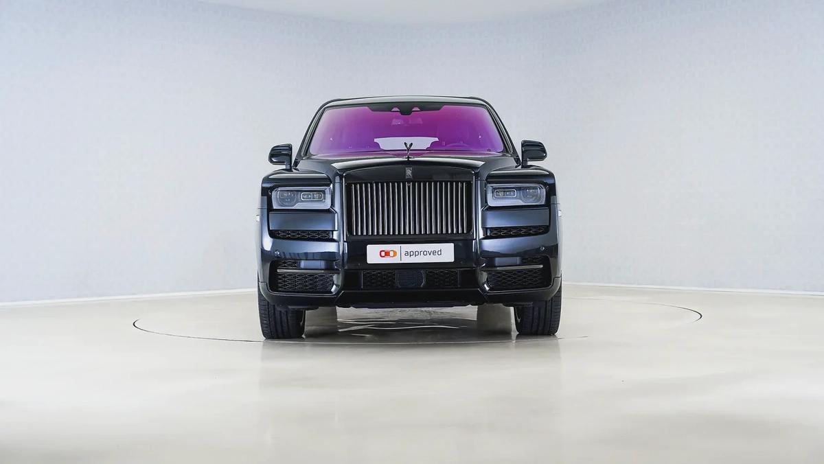 Special Offer | AED 18,393 PM | Warranty - Service June 2026 | GCC | 2022 Rolls-Royce Cullinan - Bla-7-7