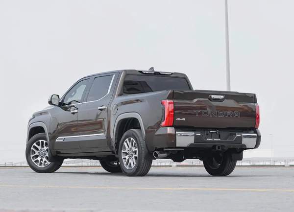 TOYOTA TUNDRA CREWMAX PLATINUM 2024