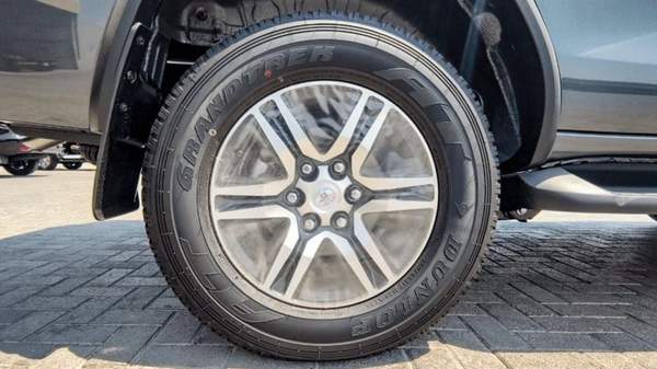 Toyota Fortuner FORTUNER 2.7L 4WD 2024 0KM