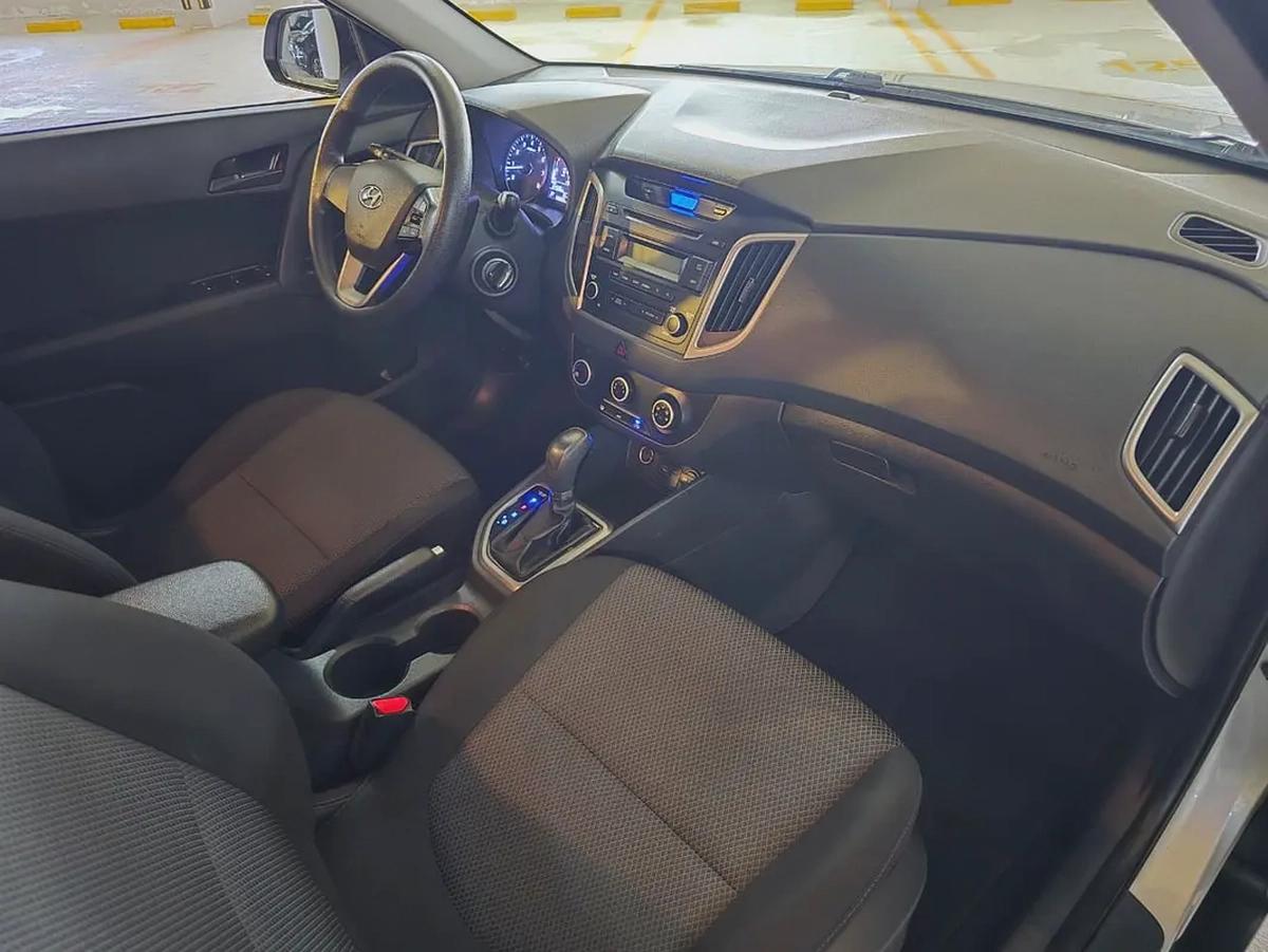 FULL SERVICE AT HYUNDAI AGENCY II GCC Specs - Well Maintained!-8-8