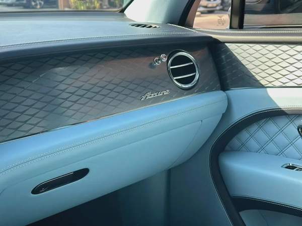 2023 Bentley Bentayga Azure | GCC Specs | Dealership Warranty | Fully Loaded | Crypto Friendly