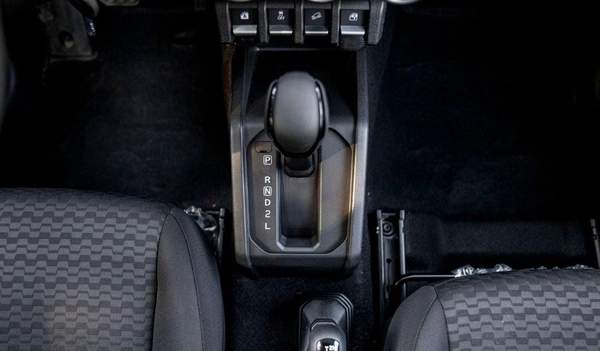 Suzuki Jimny 1.5L GLX (A/T)