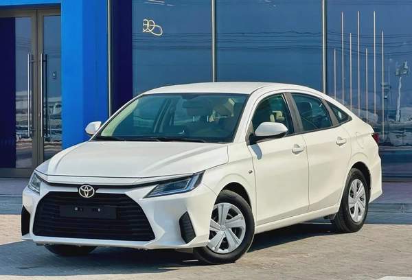 TOYOTA YARIS 2023 1.5L GCC (670/-MONTHLY)