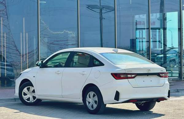 TOYOTA YARIS 2023 1.5L GCC (670/-MONTHLY)