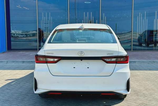 TOYOTA YARIS 2023 1.5L GCC (670/-MONTHLY)