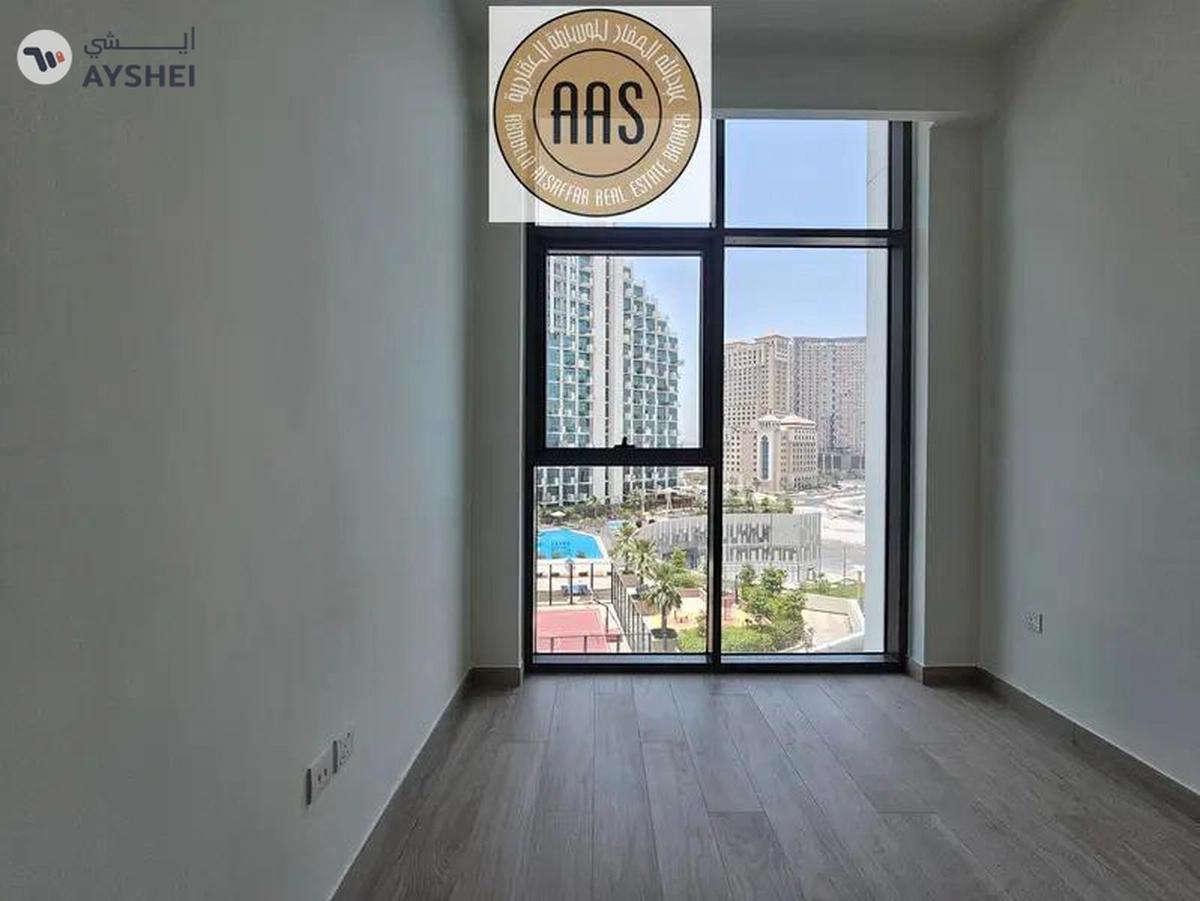 Luxury Living ! Prime Location ! With All Amenities.-6-6