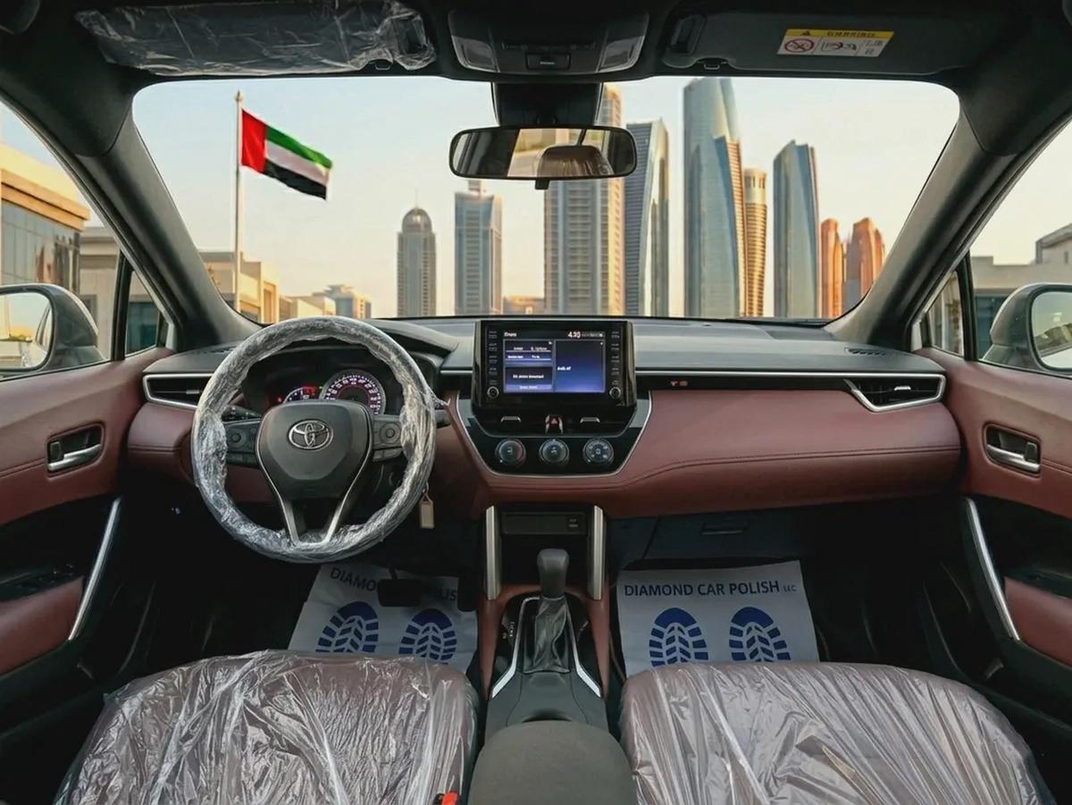 AED 1,250 / Monthly | Corolla Cross 2024 | GCC Specs | Perfect Condition | 1.8L 4 cyl engine-5-5