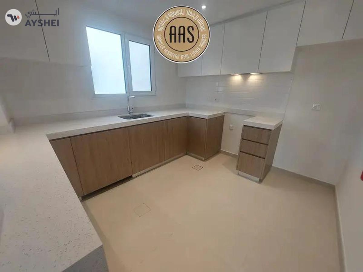 Brand New 1bhk 1 month free just 87k in the Gardens community-5-5