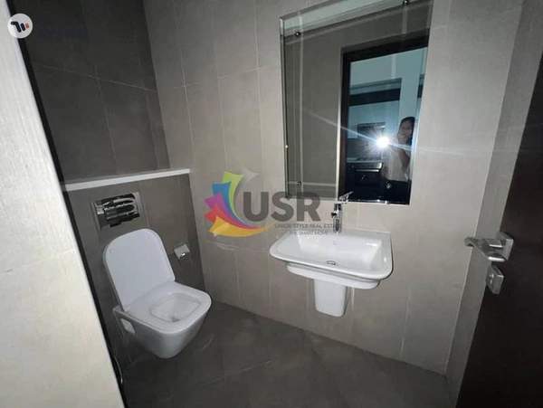 READY TO MOVE IN 1BR W/ BALCONY ALL AMENITIES FOR FAMILY 73K