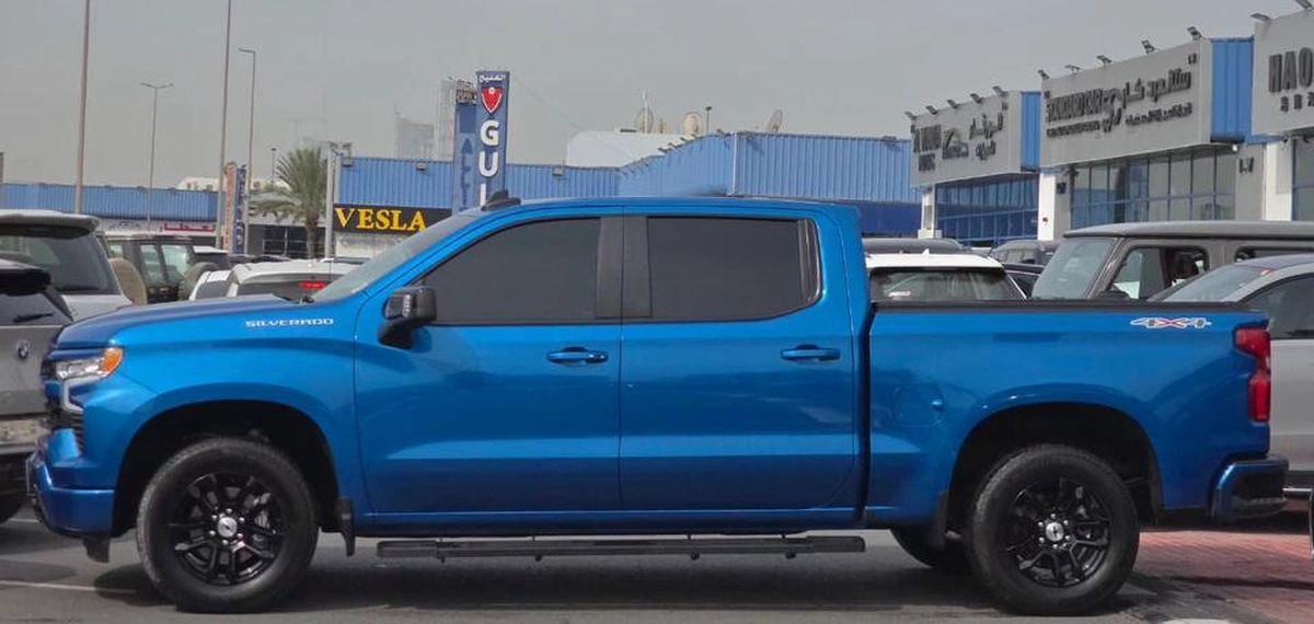 Chevrolet Silverado 5.3 V8 LT 1500 LT 2024 Canadian Specs-4-4