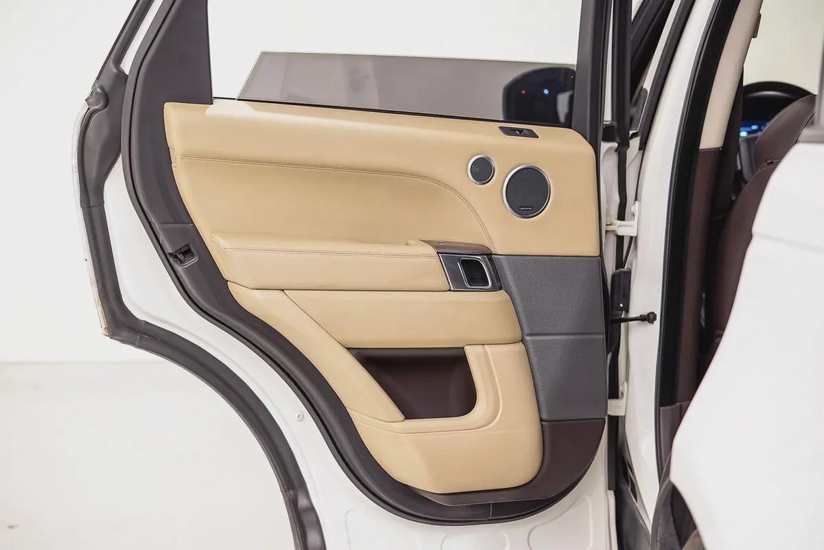 AED 1448 PM | RANGE ROVER SPORT HSE 2016 | UNDER WARRANTY SERVICE CONTRACT MARCH 2026 | GCC-16-16