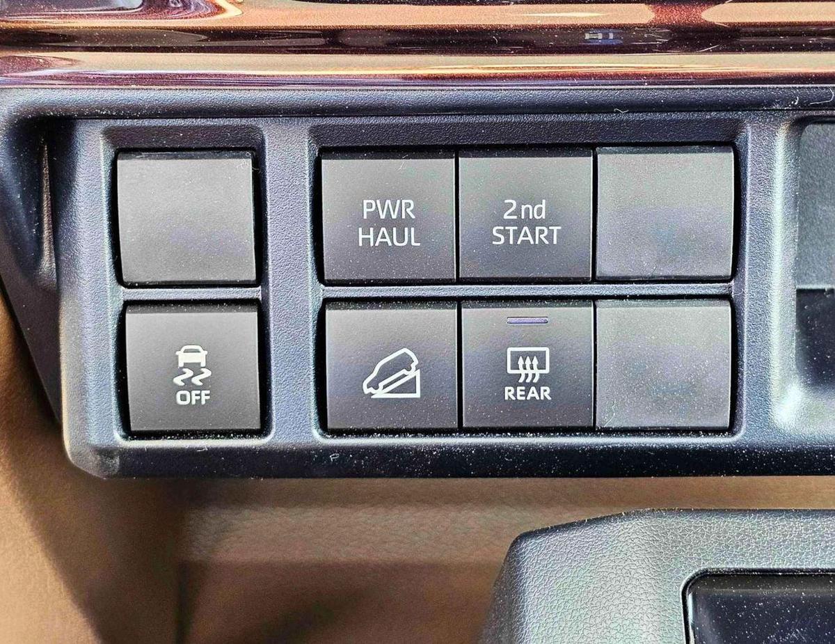 Toyota Land Cruiser 70 LC76 | 2.8L V4 DIESEL | 5 DOOR | DVD CAMER`| DIFF LOCK | LX FULL OPTION (CODE # HT76ZS)-11-11
