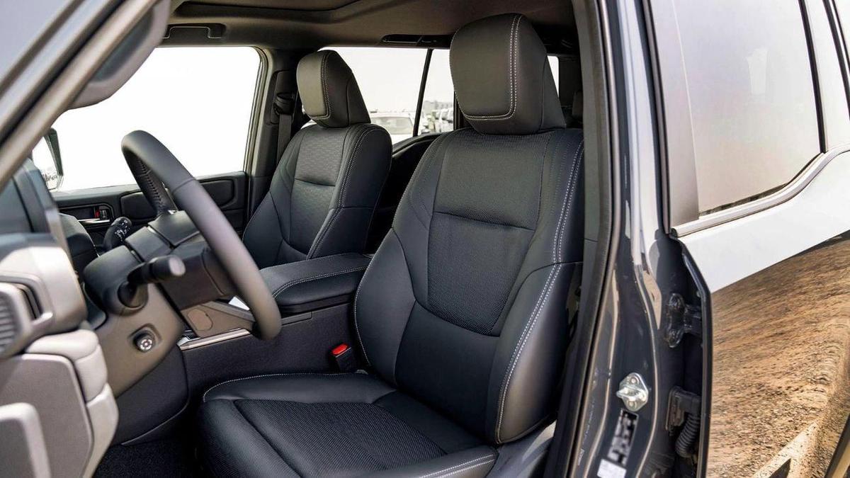 Toyota Prado FULL OPTION-3-3