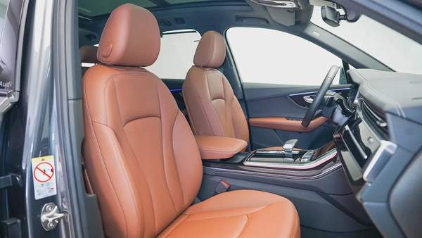 Special Offer | AED 4,128 PM | Audi Service Pack 2030, Low KM | Q7 TFSI 45 S Line