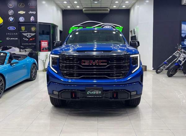 GMC Sierra 5.3L V8 AT4 Crew Cab (AWD)